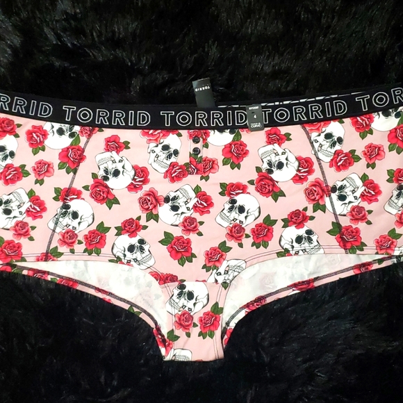 torrid Other - NWT Torrid Pink Skull & Roses Boyshort Panty Size 4